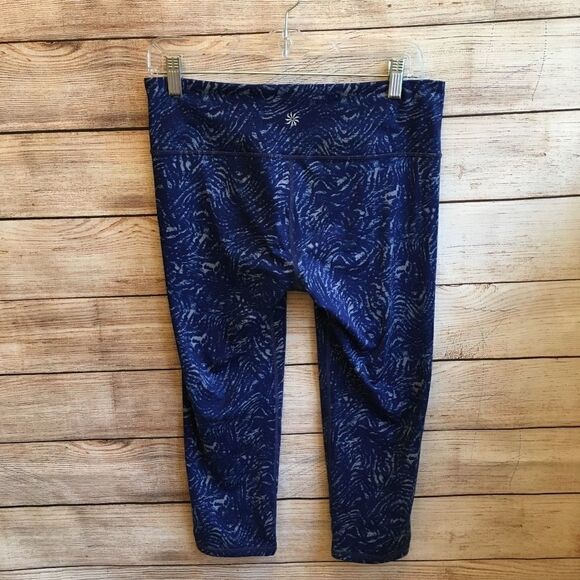 ATHLETA CHATURANGA CROP LEGGINGS IN BLUE‎ - Picture 5 of 5